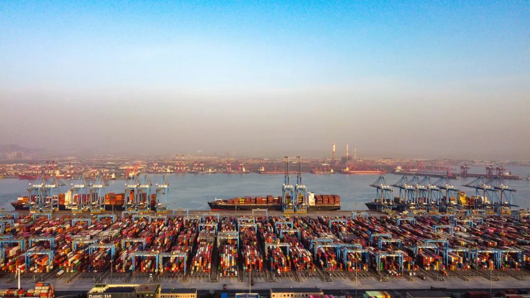 天津港缘何重点搞内贸海运？