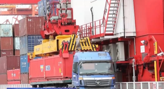 怎样将货物从散杂货运输改为集装箱海运运输