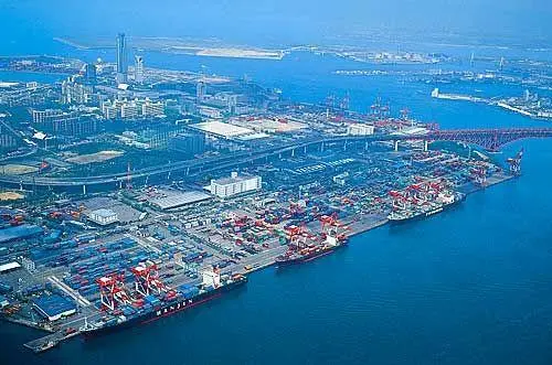 上海港再打造天下滚装第一大港